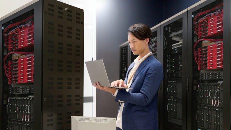 サーバー/コンピューター