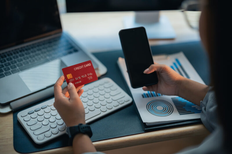 支払い/クレジットカード/パソコン/スマホ